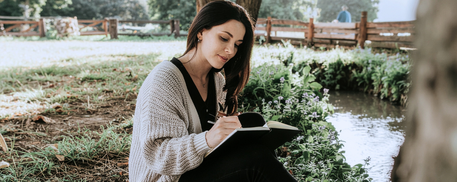 A Simple Journaling Practice to Check In With Yourself When You Feel Disconnected